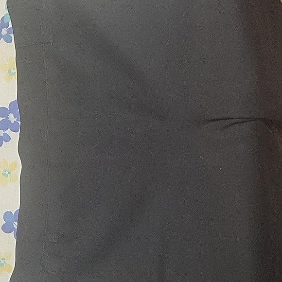 Quince Ultra Stretch Ponte Straight Leg Pants in Black - medium petite - Picture 9 of 11